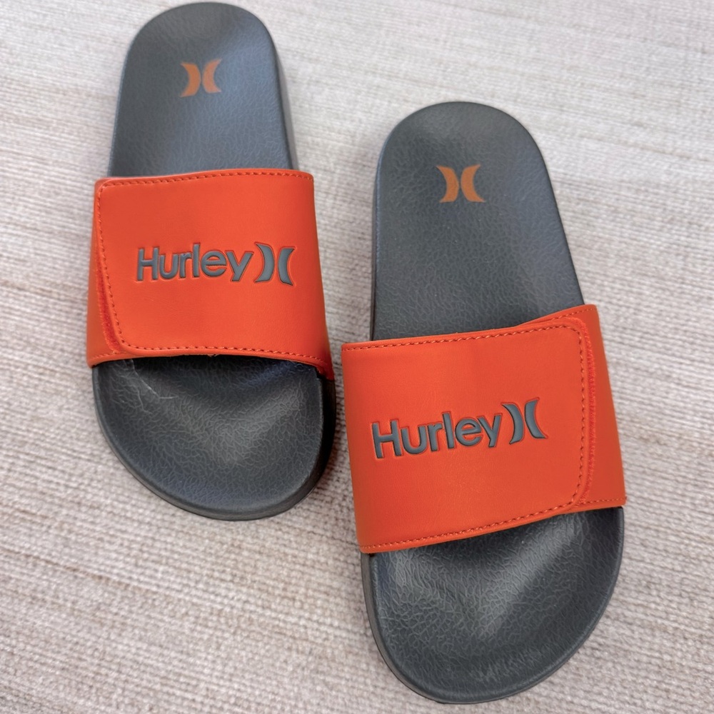 NWOT Hurley NAIA adjustable slide